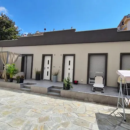 Decoluxe !apartamento Con 1 Da Letto , In Zona San Paolo , Via Martiniana * Turín