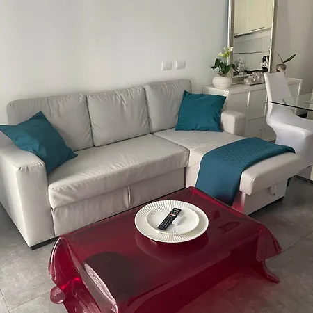 Apartment Decoluxe !apartamento Con 1 Da Letto , In Zona San Paolo , Via Martiniana