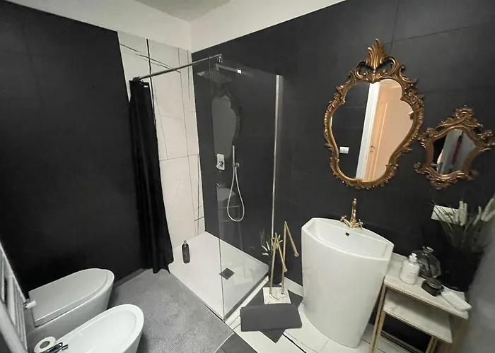 Decoluxe !apartamento Con 1 Da Letto , In Zona San Paolo , Via Martiniana Apartament